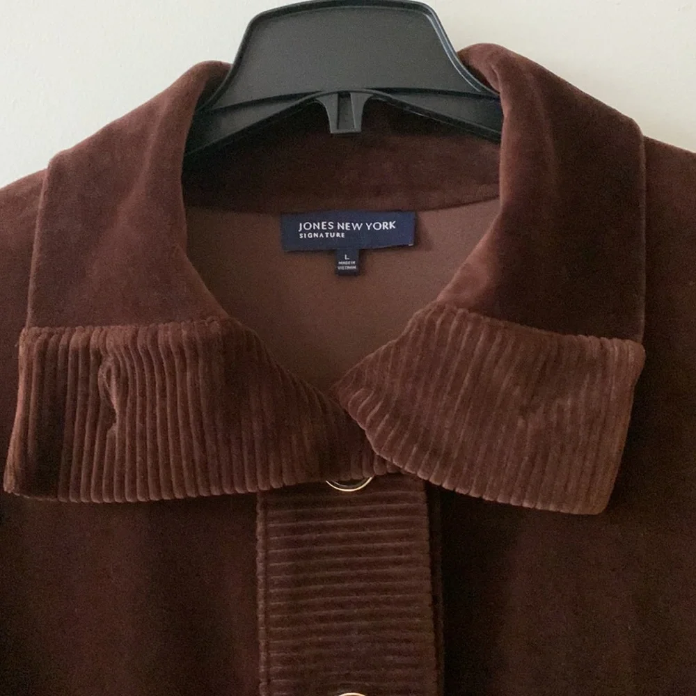 Jones New York cotton velvets blazer. - Picture 3 of 8